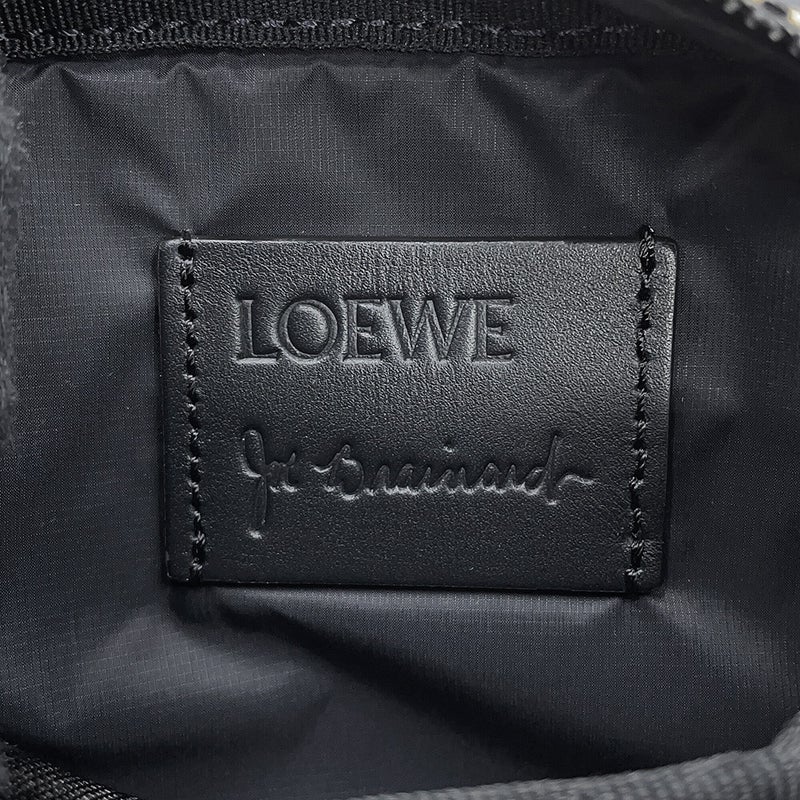ロエベ ボディバッグ パンジー スモール ラウンド バムバッグ ジョー・ブレイナードコラボ ナイロン B664A35X01 LOEWE 黒