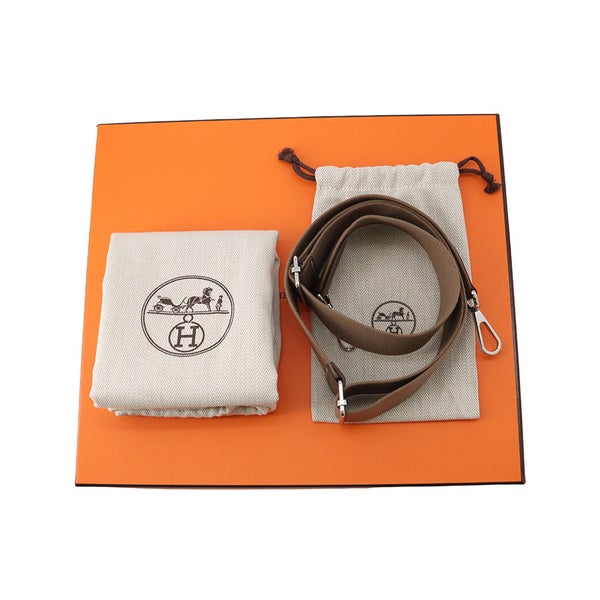 エルメス ショルダーバッグ エブリン3 PM エトゥープ/シルバー金具 トリヨンクレマンス G刻印 HERMES Evelyne