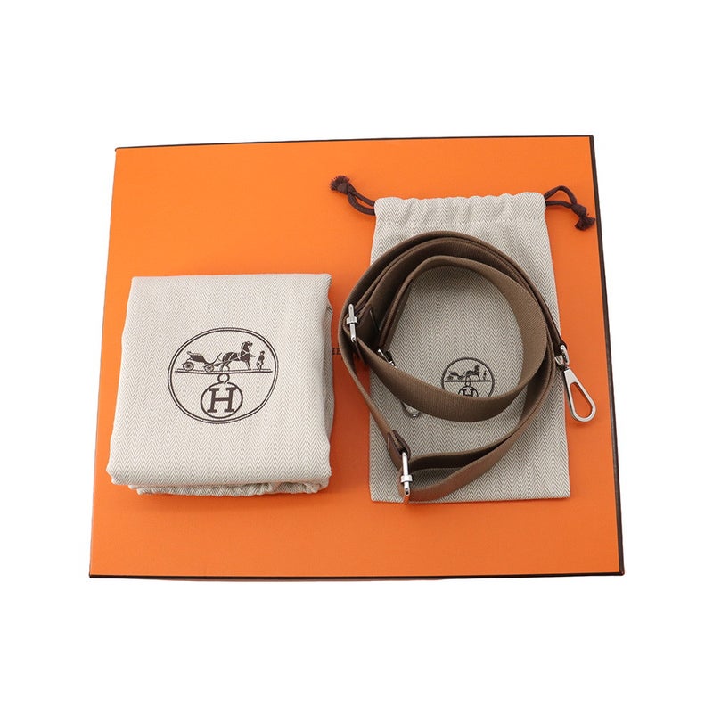 エルメス ショルダーバッグ エブリン3 PM エトゥープ/シルバー金具 トリヨンクレマンス G刻印 HERMES Evelyne
