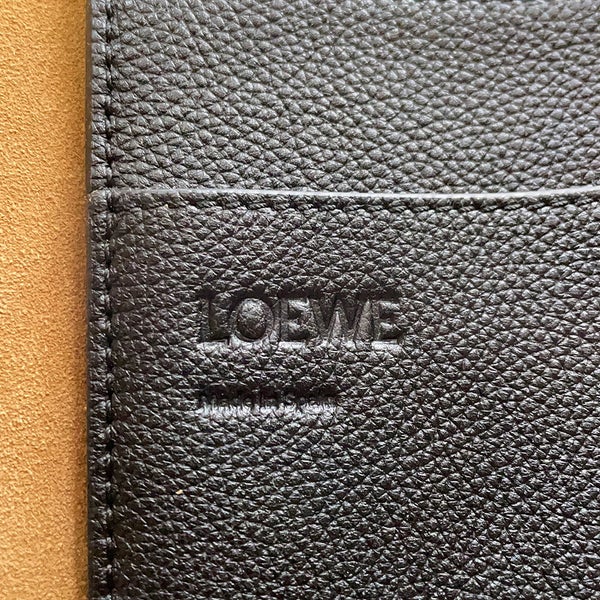 ロエベ トートバッグ バックルトート カーフレザー B692L09X01 LOEWE 黒