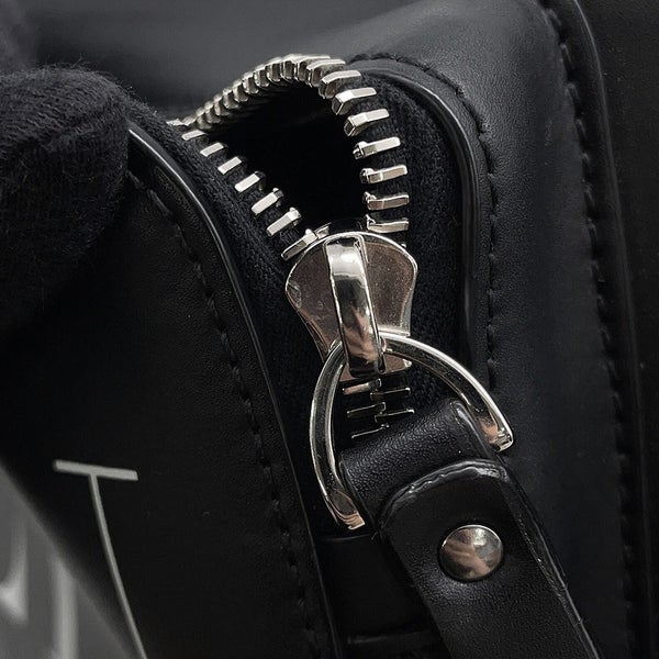 ヴァレンティノ・ガラヴァーニ ボディバッグ VLTNロゴ レザー WY0B0719WJW VALENTINO ベルトバッグ 黒