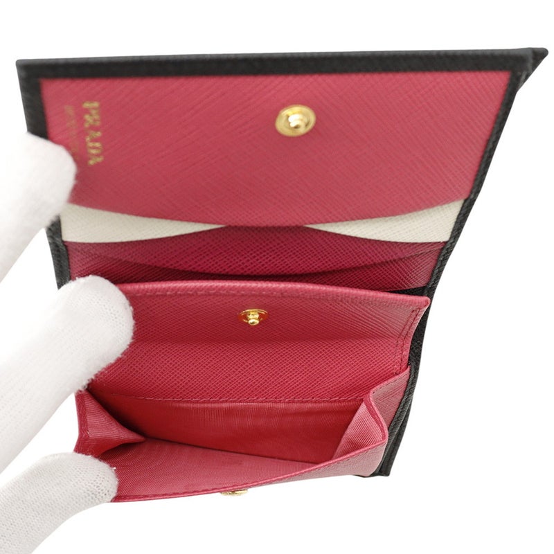 プラダ 二つ折り財布 サフィアーノ マルチカラー コンパクト ウォレット 1MV204 PRADA 黒
