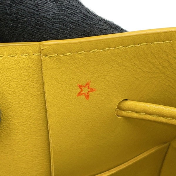 ボッテガヴェネタ ショルダーバッグ マキシイントレチャート スモール カセット クロスボディ レザー 680218