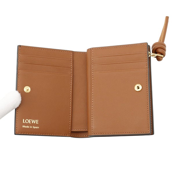 ロエベ 二つ折り財布 ノット コンパクトウォレット シャイニーナパカーフレザー CEM1NCWX01 LOEWE 財布 バイカラー 黒