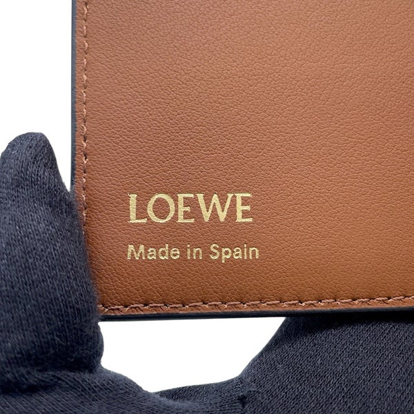 ロエベ 二つ折り財布 ノット コンパクトウォレット シャイニーナパカーフレザー CEM1NCWX01 LOEWE 財布 バイカラー 黒