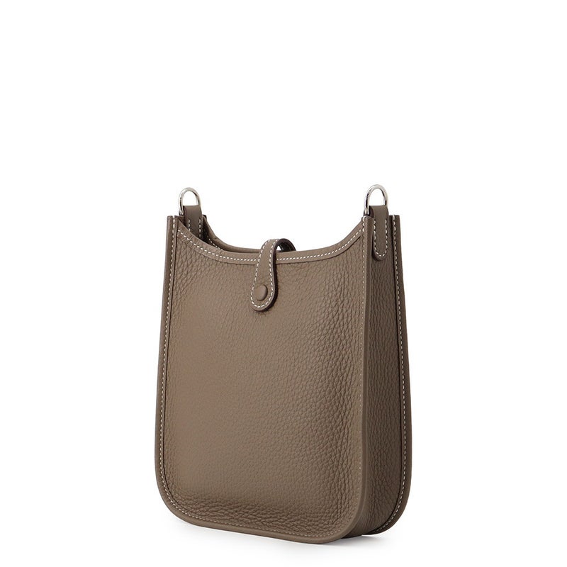 エルメス ショルダーバッグ エブリンTPM 111cm アマゾン サングル カヴァル エトゥープ/シルバー金具 トリヨンクレマンス K刻印