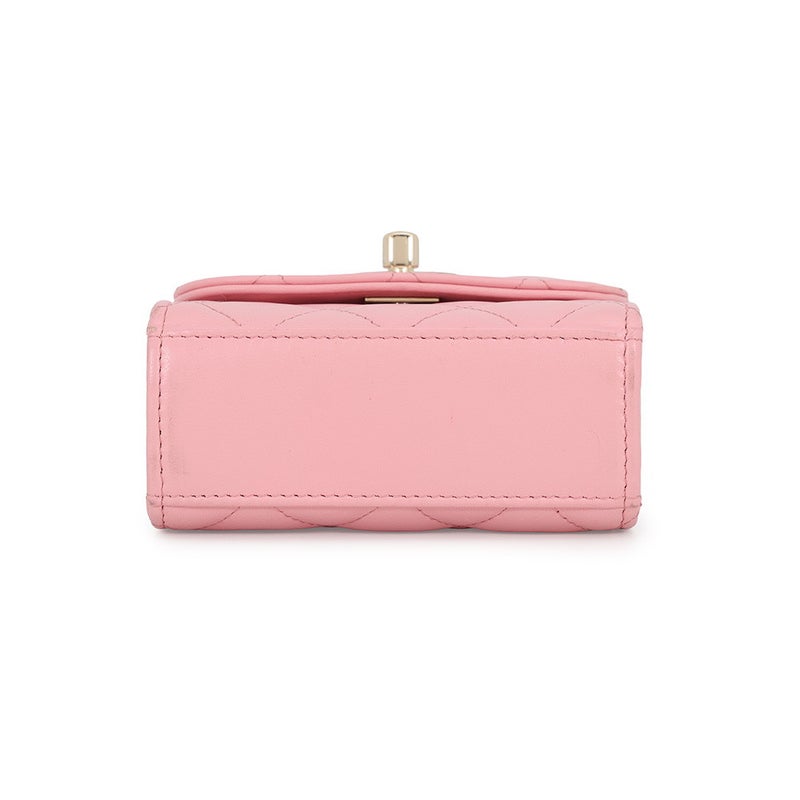 シャネル チェーンウォレット マトラッセ ココマーク トレンディCC ラムスキン A81633 CHANEL