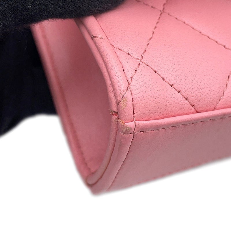 シャネル チェーンウォレット マトラッセ ココマーク トレンディCC ラムスキン A81633 CHANEL