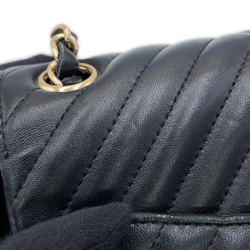 シャネル チェーンショルダーバッグ シェブロン ココマーク ミニ ラムスキン A35200 CHANEL Vステッチ 黒