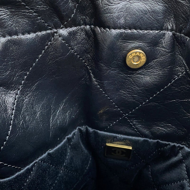 シャネル ハンドバッグ マトラッセ CHANEL22 ダブルポケット スモール カーフレザー AS3260 CHANEL ポーチ付き 黒