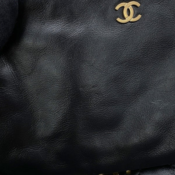 シャネル ハンドバッグ マトラッセ CHANEL22 ダブルポケット スモール カーフレザー AS3260 CHANEL ポーチ付き 黒