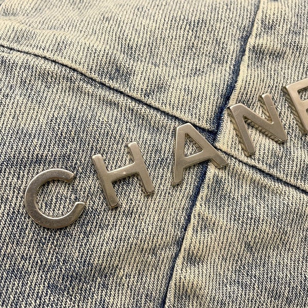 シャネル チェーンショルダーバッグ CHANEL 22 マトラッセ スモール デニム AS3260 ポーチ付き