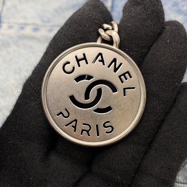 シャネル チェーンショルダーバッグ CHANEL 22 マトラッセ スモール デニム AS3260 ポーチ付き