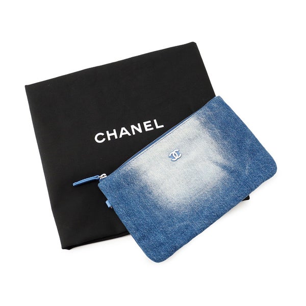 シャネル チェーンショルダーバッグ CHANEL 22 マトラッセ スモール デニム AS3260 ポーチ付き