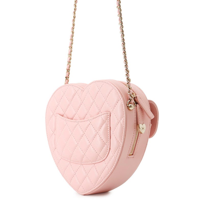 シャネル チェーンショルダーバッグ マトラッセ ココマーク ハートシェイプ ラムスキン AS5764 CHANEL