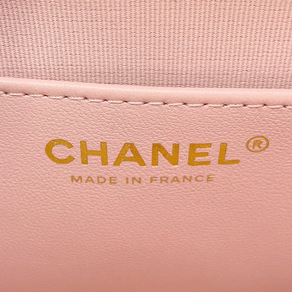 シャネル チェーンショルダーバッグ マトラッセ ココマーク ハートシェイプ ラムスキン AS5764 CHANEL