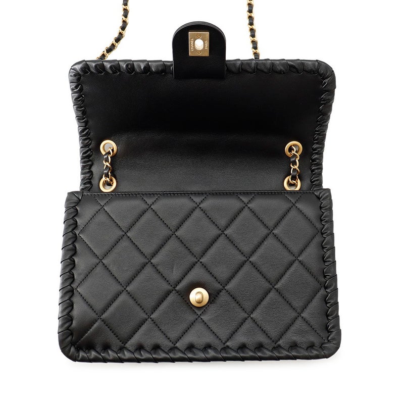 シャネル チェーンショルダーバッグ マトラッセ ココマーク シングルフラップ AS2496 CHANEL 黒