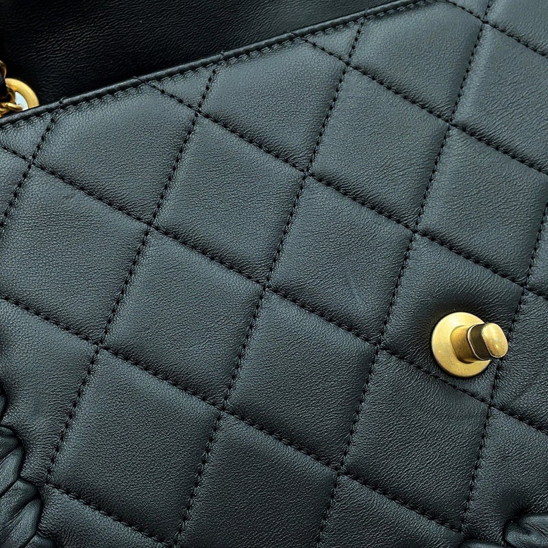 シャネル チェーンショルダーバッグ マトラッセ ココマーク シングルフラップ AS2496 CHANEL 黒