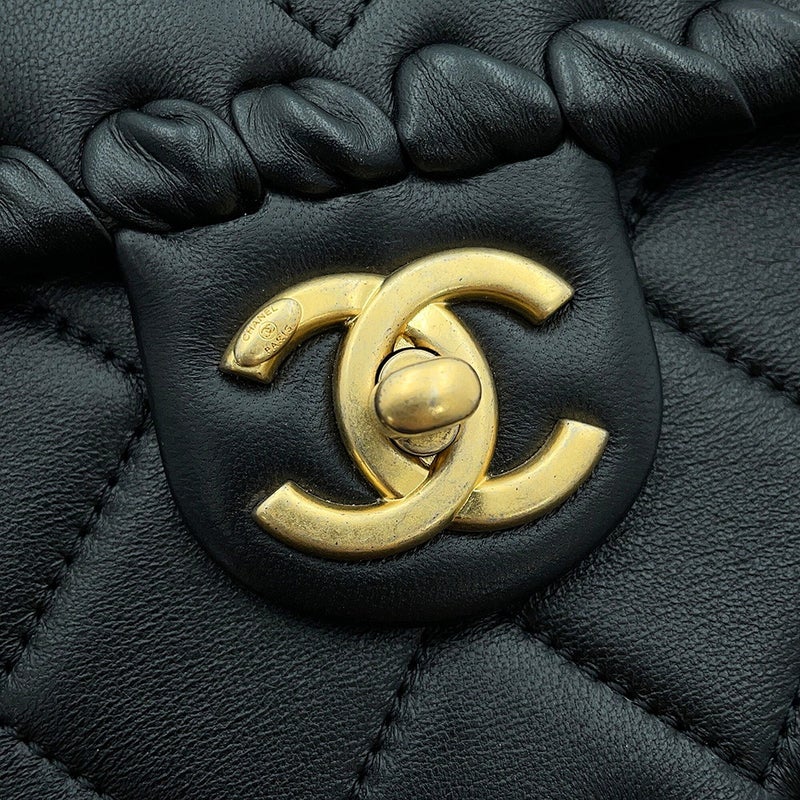 シャネル チェーンショルダーバッグ マトラッセ ココマーク シングルフラップ AS2496 CHANEL 黒