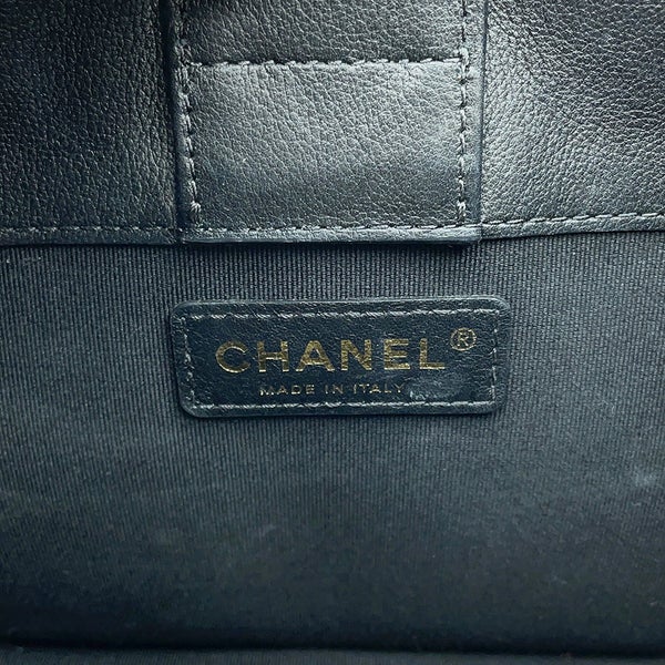 シャネル チェーンショルダーバッグ マトラッセ ココマーク チェーンホーボー カーフスキン AS4666 CHANEL 黒