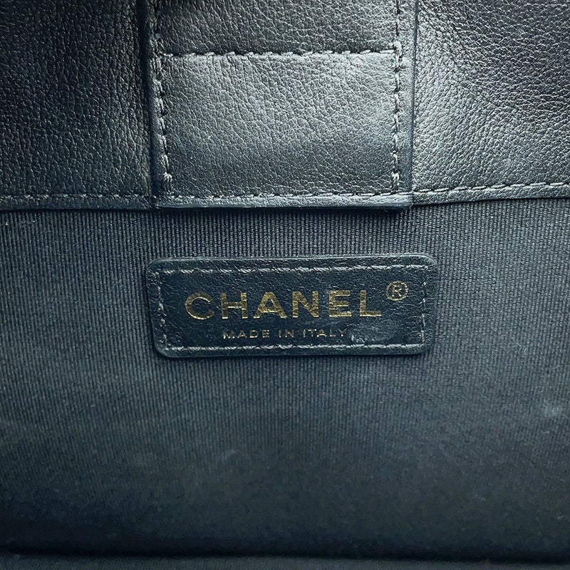 シャネル チェーンショルダーバッグ マトラッセ ココマーク チェーンホーボー カーフスキン AS4666 CHANEL 黒
