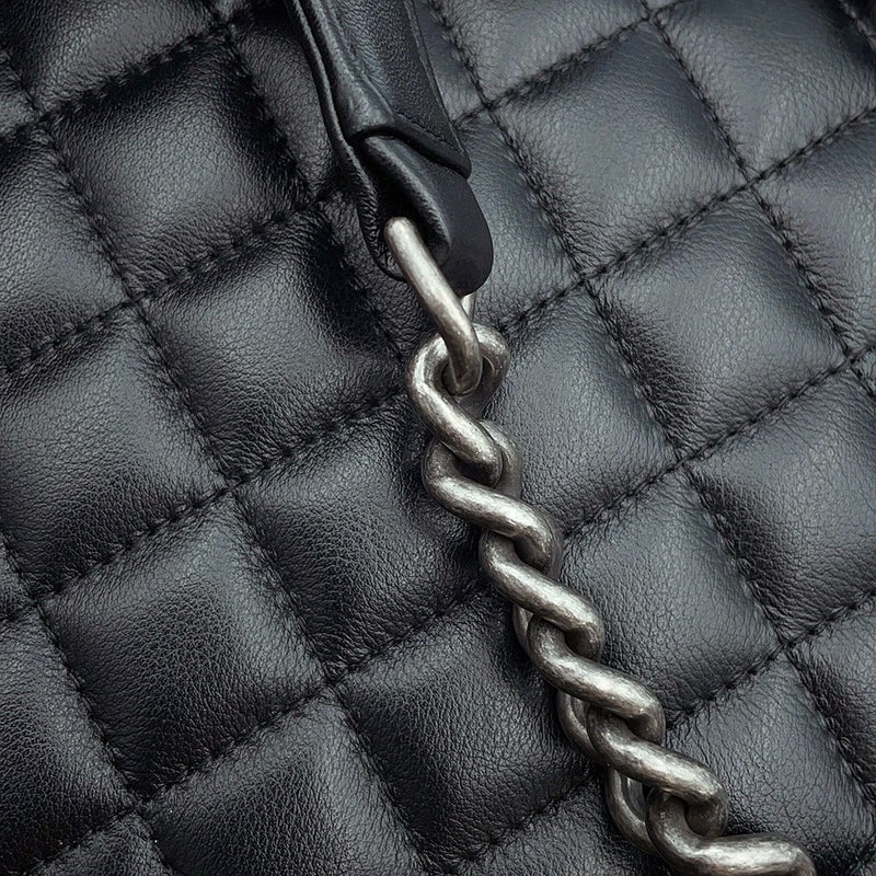 シャネル チェーンショルダーバッグ ボーイシャネル ラムスキン AS0130 CHANEL バッグ 黒