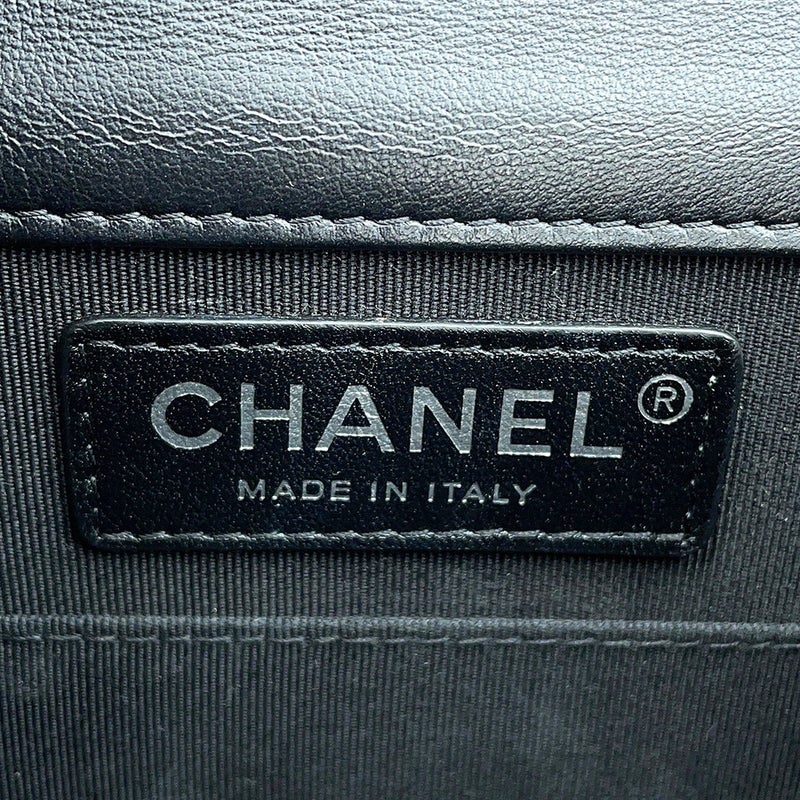 シャネル チェーンショルダーバッグ ボーイシャネル ラムスキン AS0130 CHANEL バッグ 黒