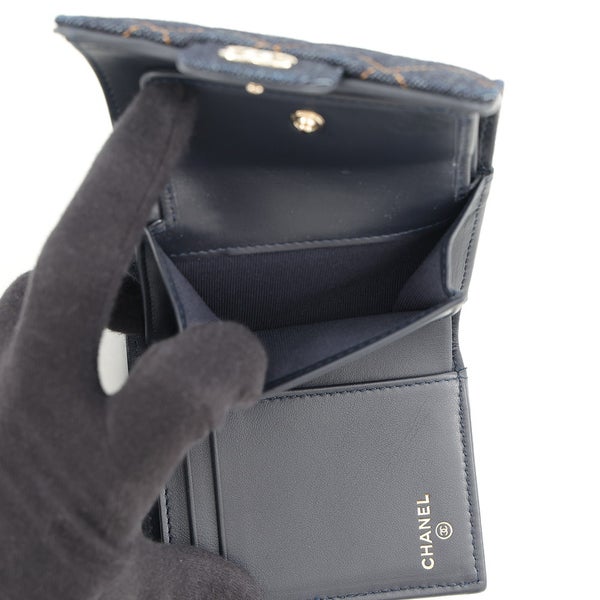 シャネル 三つ折り財布 マトラッセ ココマーク クラシック スモール フラップ ウォレット デニム AP0229 CHANEL