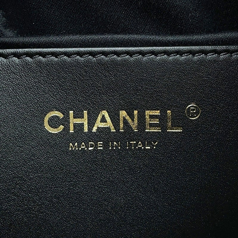 シャネル チェーンショルダーバッグ マトラッセ ココマーク CHANEL 25 スモール キャビアスキン AS5293 黒