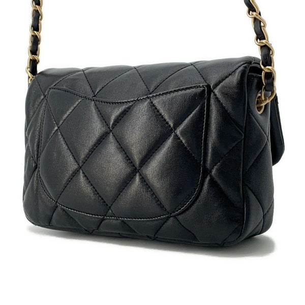 シャネル チェーンショルダーバッグ マトラッセ ココマーク ハートロック ラムスキン AS3979 CHANEL 黒