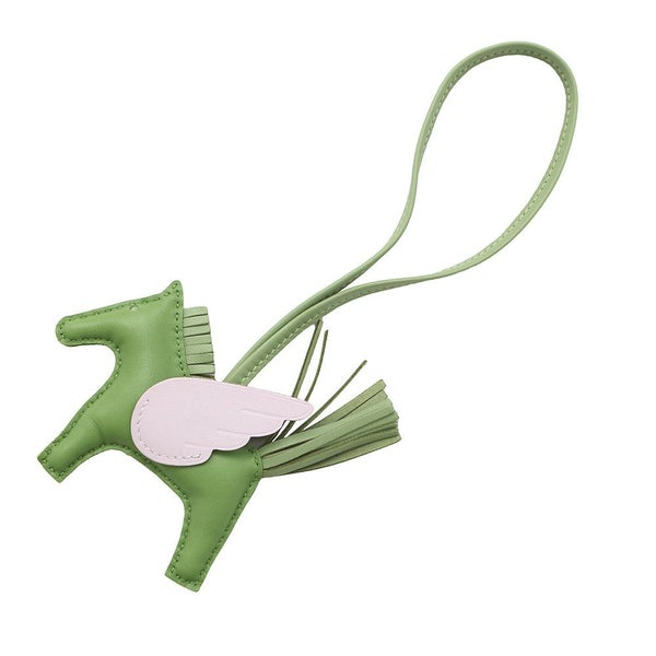 エルメス バッグチャーム ロデオPM ペガサス ヴェールユッカ/ヴェールクリケット/モーヴペール ラムスキン B刻印