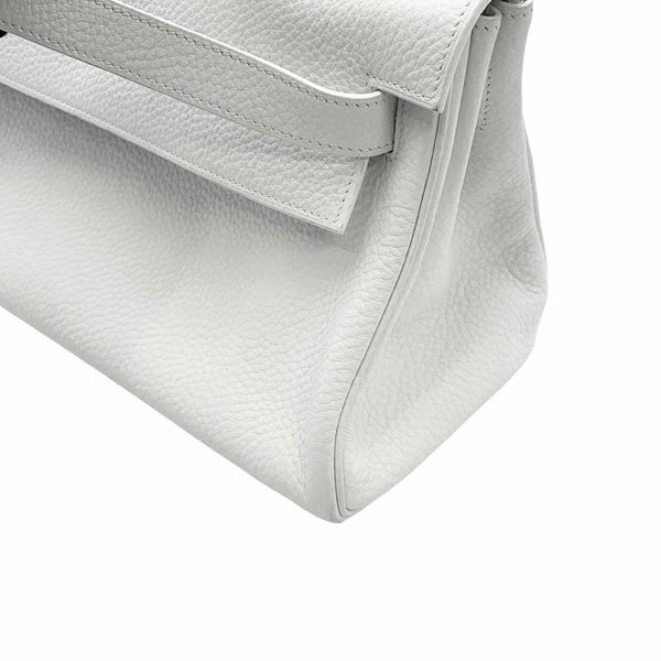 エルメス ショルダーバッグ ショルダーケリー 内縫い ホワイト/シルバー金具 トリヨンクレマンス □M刻印