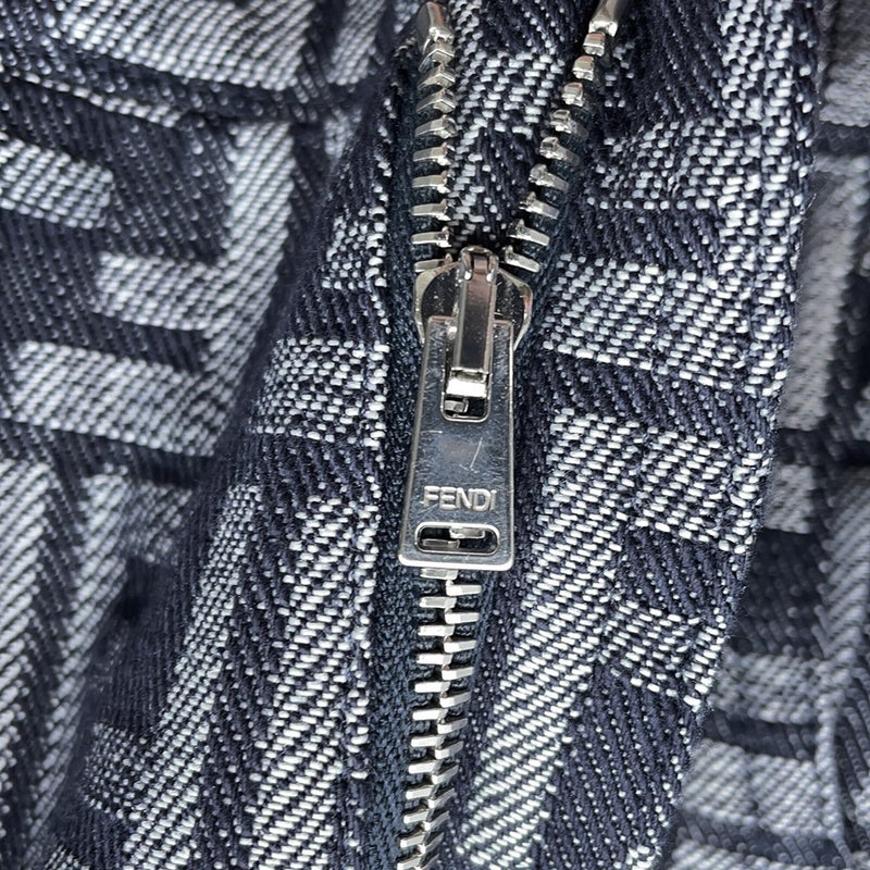 フェンディ パンツ エンブロイダリーFFロゴ バミューダショートパンツ メンズサイズ35 FLP307 AMZ3 FENDI