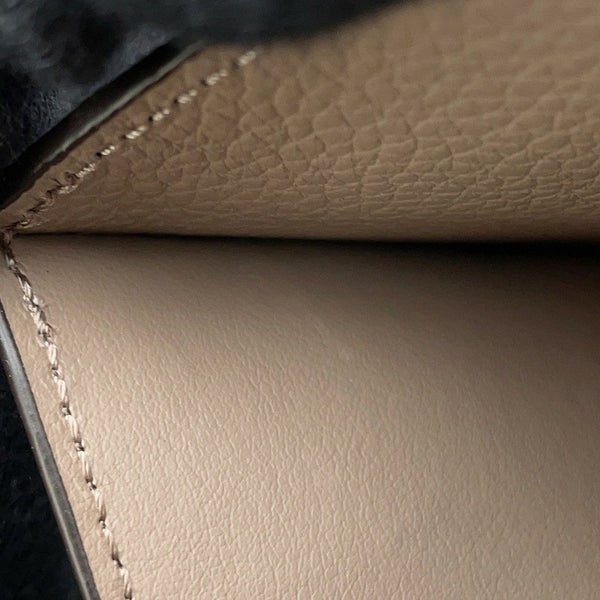 ルイヴィトン 二つ折り財布 モノグラム・アンプラント ポルトフォイユ・クレア M82370 LOUIS VUITTON グレージュ