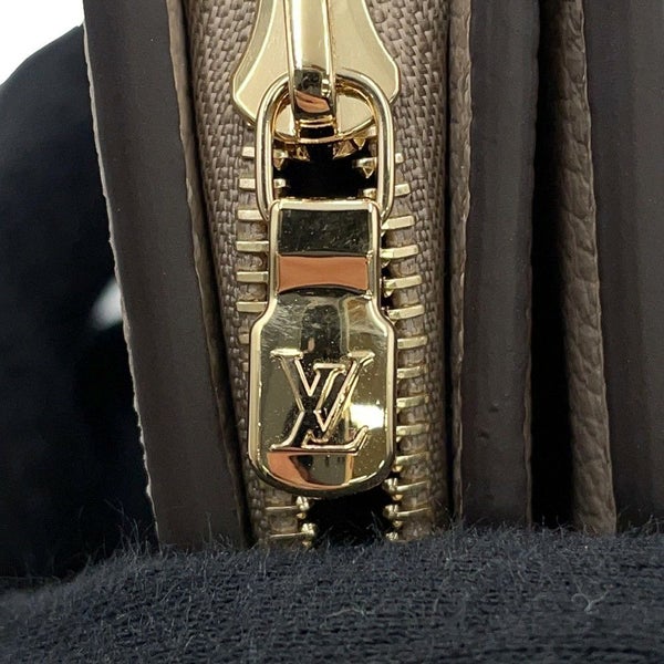 ルイヴィトン 二つ折り財布 モノグラム・アンプラント ポルトフォイユ・クレア M82370 LOUIS VUITTON グレージュ