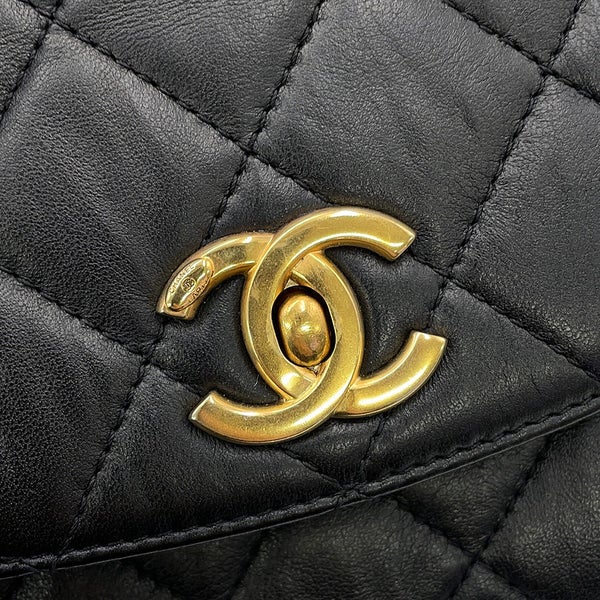 シャネル チェーンショルダーバッグ マトラッセ トップハンドル クランプルラムスキン AS2478 CHANEL 2way 黒