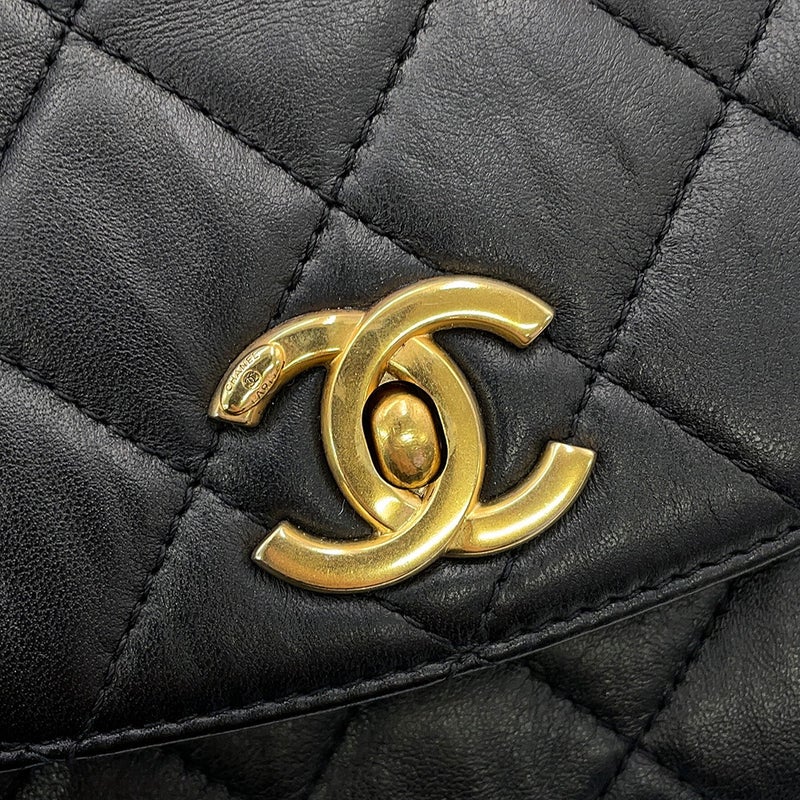 シャネル チェーンショルダーバッグ マトラッセ トップハンドル クランプルラムスキン AS2478 CHANEL 2way 黒