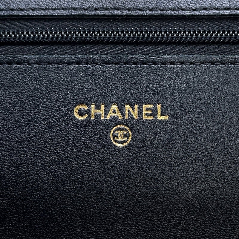 シャネル チェーンウォレット クラシック マトラッセ ココマーク ラムスキン AP0250 CHANEL 財布 ブラック 黒