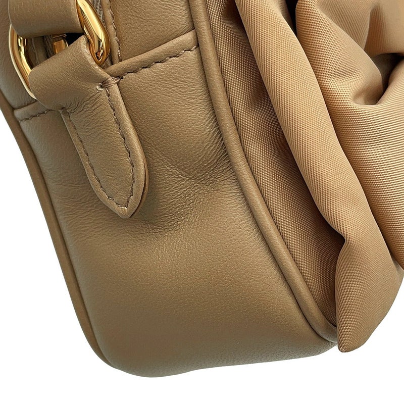プラダ ショルダーバッグ リボンモチーフ トライアングルロゴ Re-Nylon ナイロン レザー 1BH166 PRADA