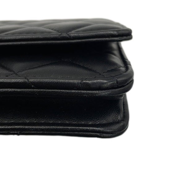 シャネル チェーンウォレット トレンディCC マトラッセ ココマーク ラムスキン AP4184 CHANEL 財布 黒