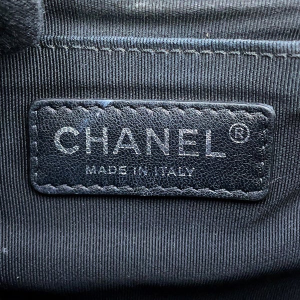シャネル チェーンショルダーバッグ ココマーク マトラッセ ボーイシャネル パテント A67086 CHANEL 黒