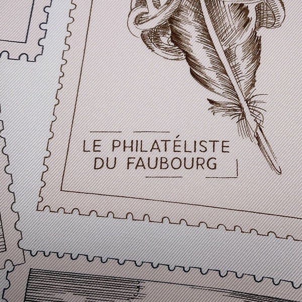 エルメス スカーフ カレ90 フォーブルの切手愛好家Le Philateliste du Faubourg HERMES 2025春夏