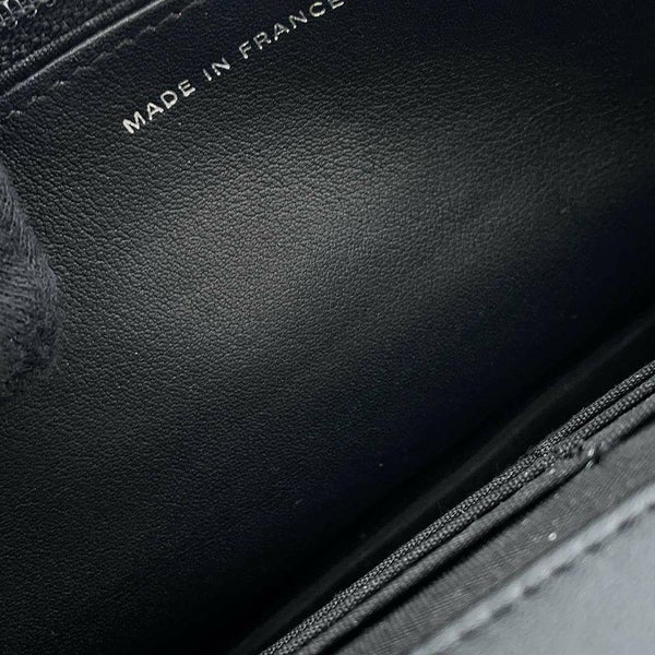 シャネル チェーンウォレット ブリリアント マトラッセ パテント ココマーク 長財布 A48692 CHANEL 財布 黒