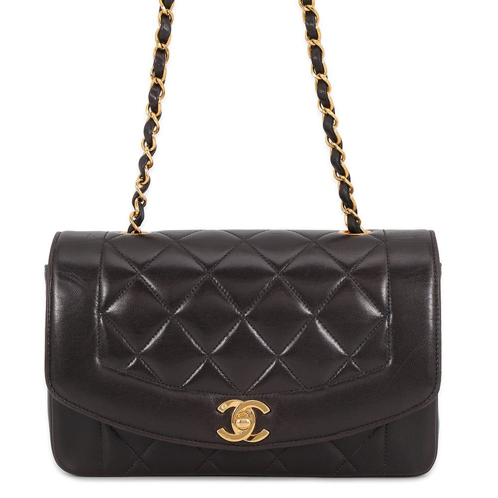 CHANEL マトラッセ チェーンショルダーバッグ ブラック　ダイアナ シャネル チェーンショルダーバッグ ダイアナ マトラッセ ココマーク