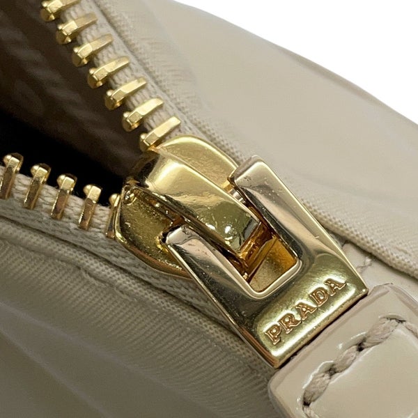 プラダ ショルダーバッグ トライアングルロゴ ナイロン 1BC201 PRADA バッグ