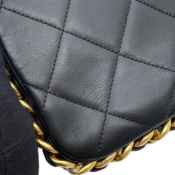 シャネル チェーンショルダーバッグ マトラッセ スモール ココマーク ラムスキン AS2831 CHANEL 黒