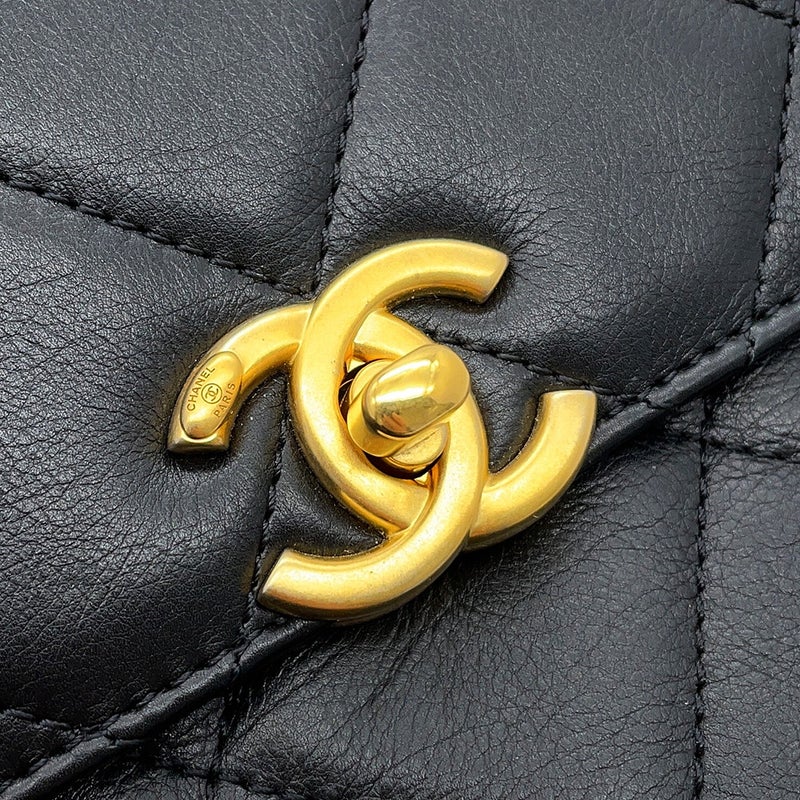シャネル チェーンショルダーバッグ マトラッセ スモール ココマーク ラムスキン AS2831 CHANEL 黒