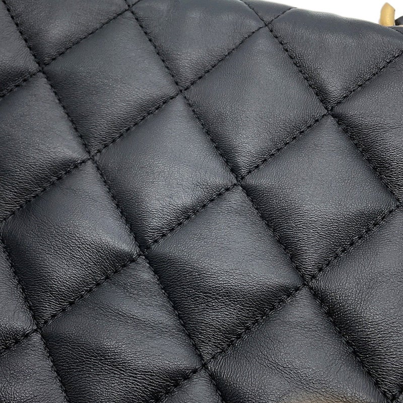 シャネル チェーンショルダーバッグ ミニマトラッセ ココマーク ラムスキン AS3205 CHANEL 黒