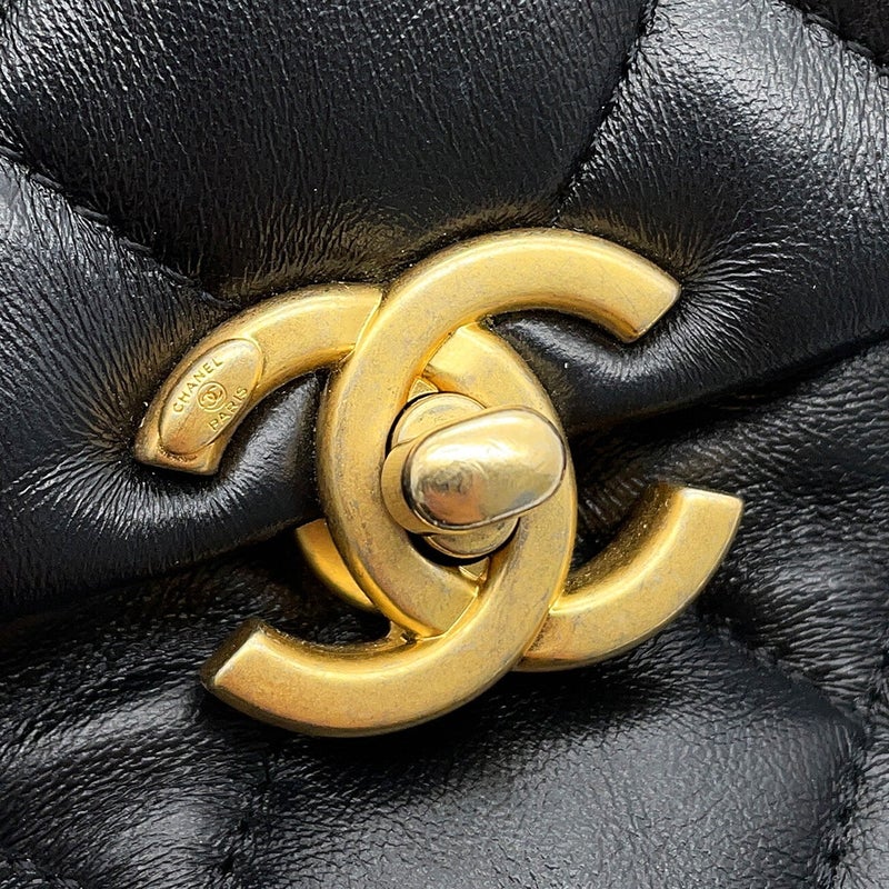 シャネル チェーンショルダーバッグ ミニマトラッセ ココマーク ラムスキン AS3205 CHANEL 黒