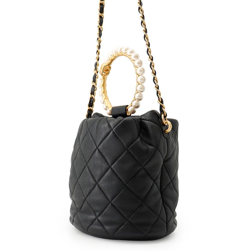 シャネル チェーンショルダーバッグ マトラッセ ココマーク ラムスキン AS2608 CHANEL 黒